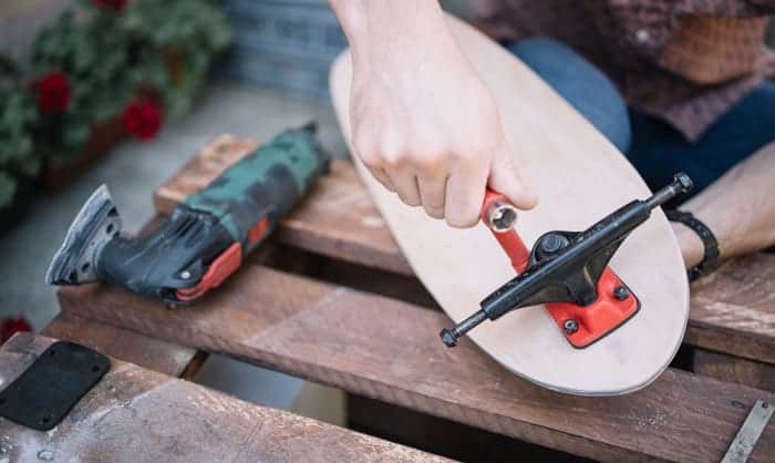 How to Tighten Skateboard Trucks