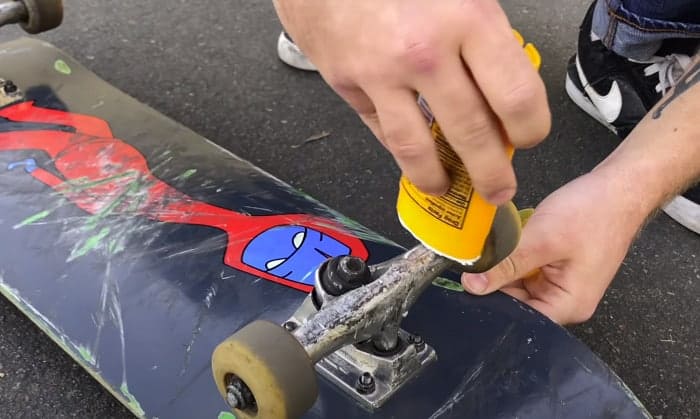 skateboard-wax-molds