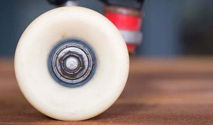 How to Clean Skateboard Wheels