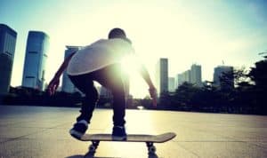 10 easy skateboard tricks for beginners