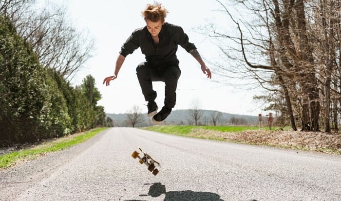 How to Longboard Dance: 3 Simples Dancing Tricks to Try How To Longboard Dance: 3 Simples Dancing Tricks To Try