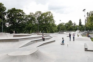 learn-to-skateboard-adults