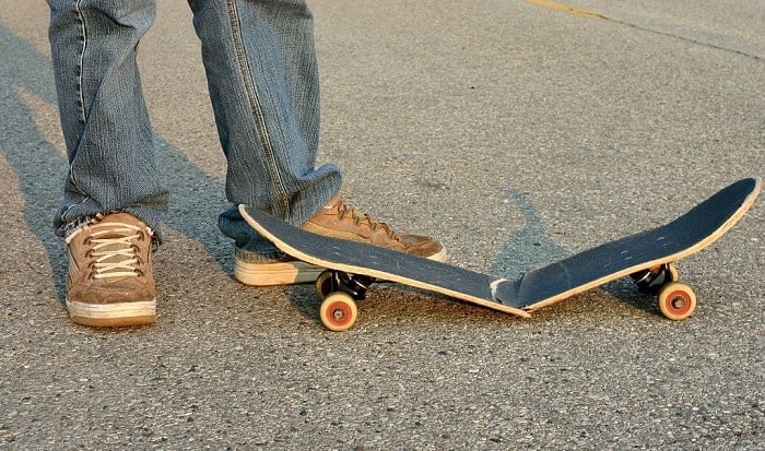 how to break a skateboard