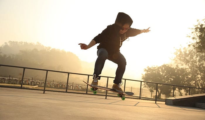 How to Shove It on a Skateboard