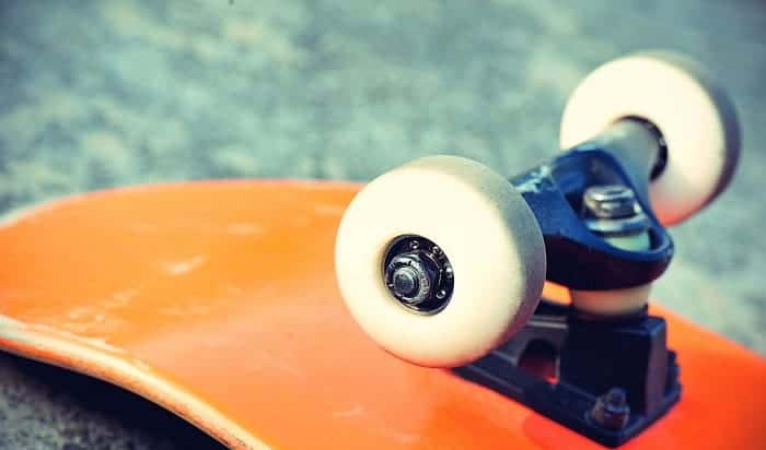 skateboard-bearing-lubricant