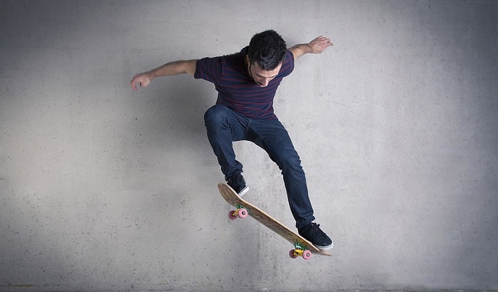 ollie-skateboarding