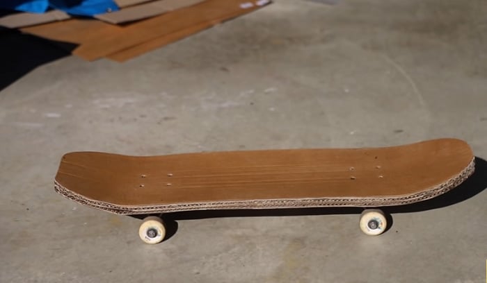 how to make a skateboard out of cardboard