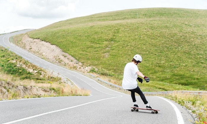 sliding-longboard