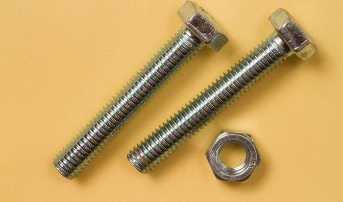 skateboard-truck-bolt-size