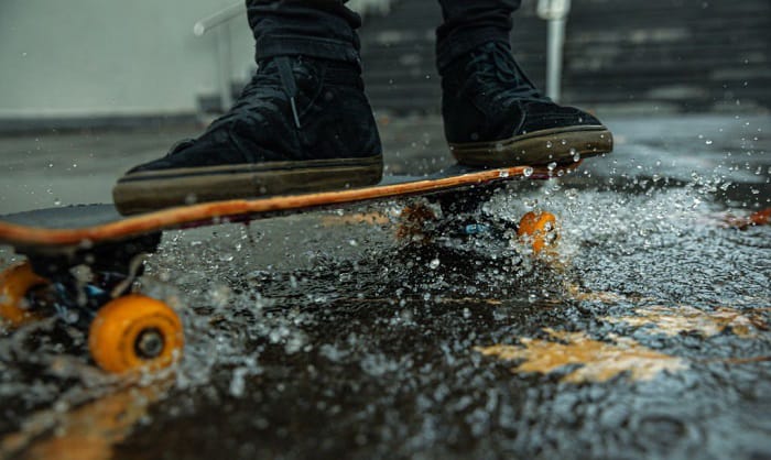 how to fix a waterlogged skateboard