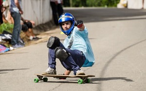 skateboard-speed-wobbles