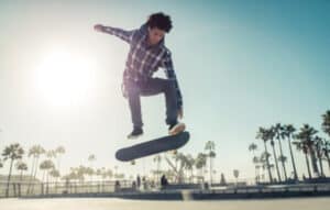 kickflip-skateboarding